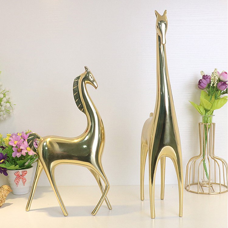 con huou dong trang tri