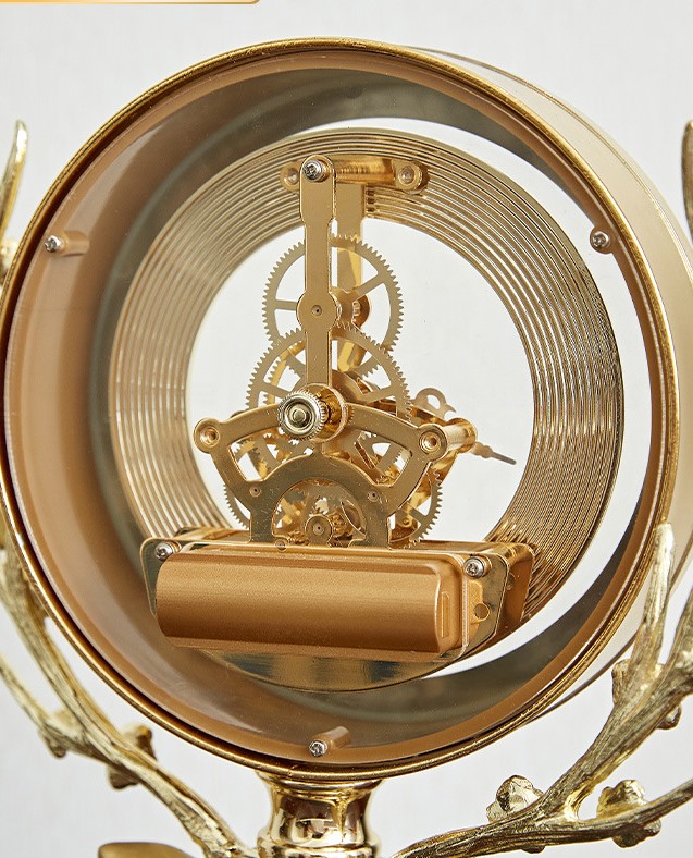 dong ho de ban huou nai