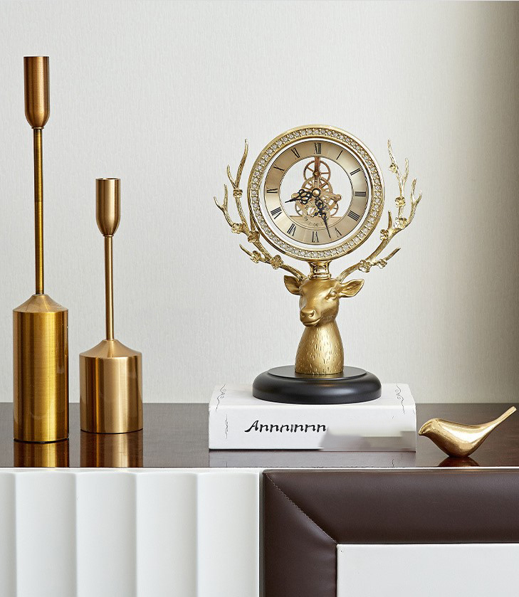 dong ho de ban huou nai