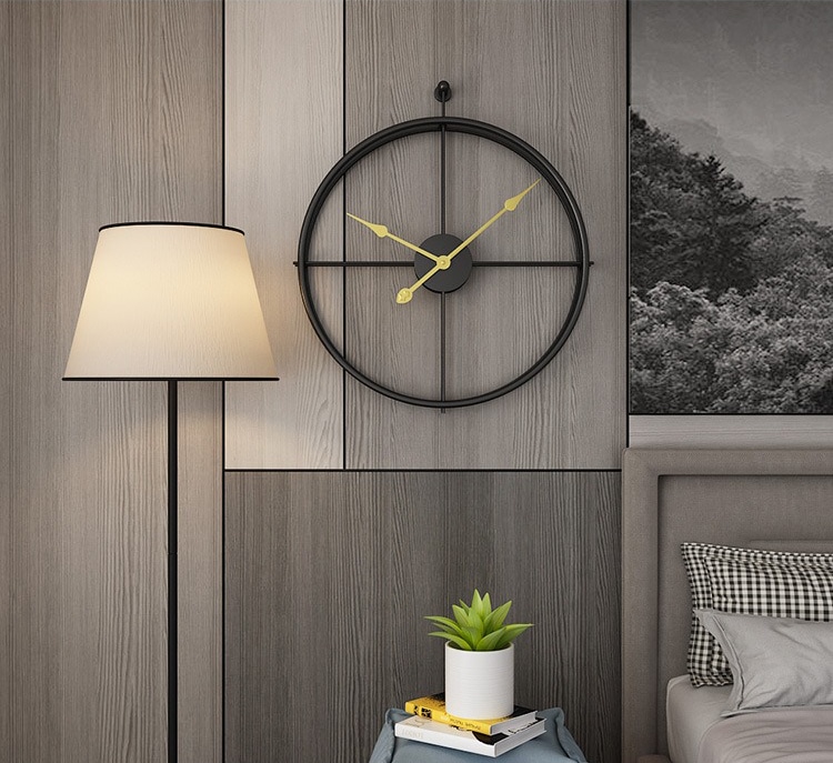 dong-ho-sang-tao-treo-tuong