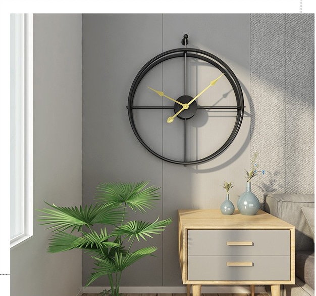 dong-ho-sang-tao-treo-tuong