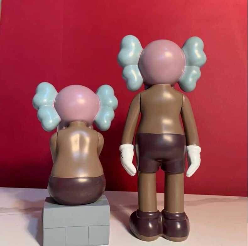 mo hinh gau kaws decor