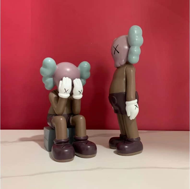 mo hinh gau kaws decor