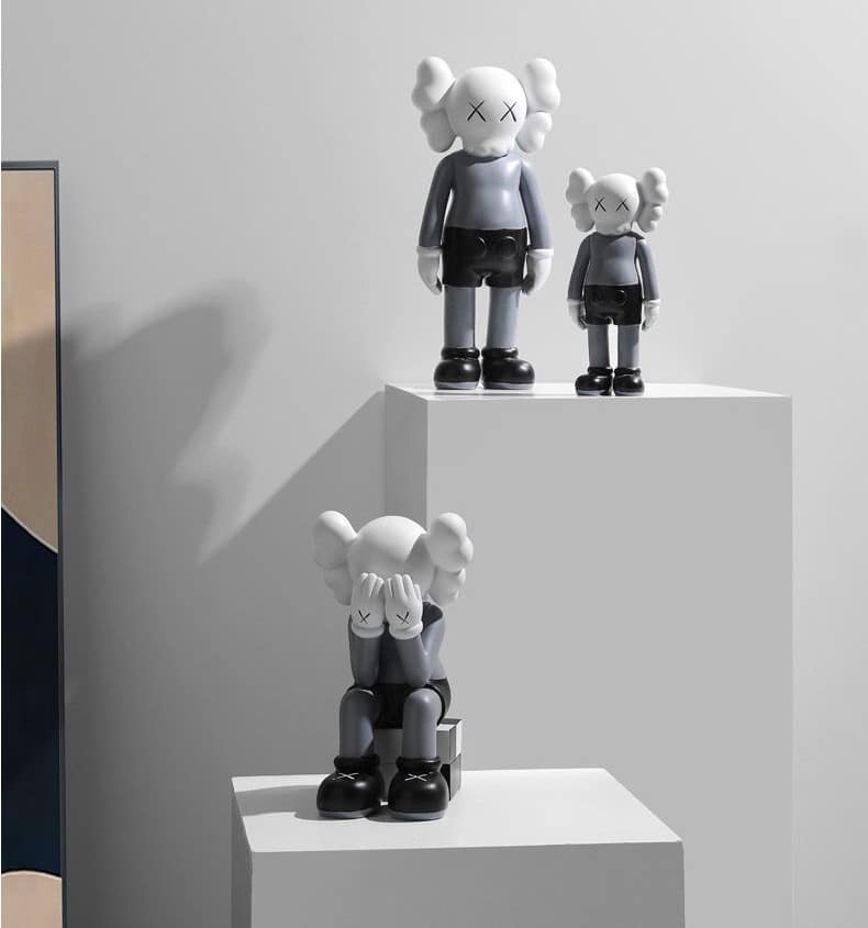 mo hinh gau kaws decor