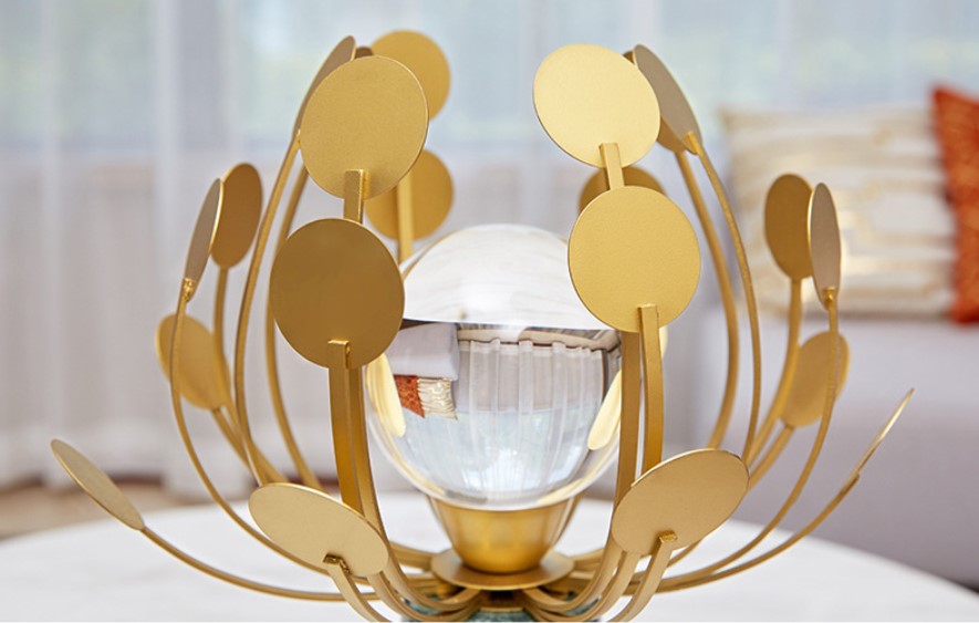 decor de ban qua cau phong thuy