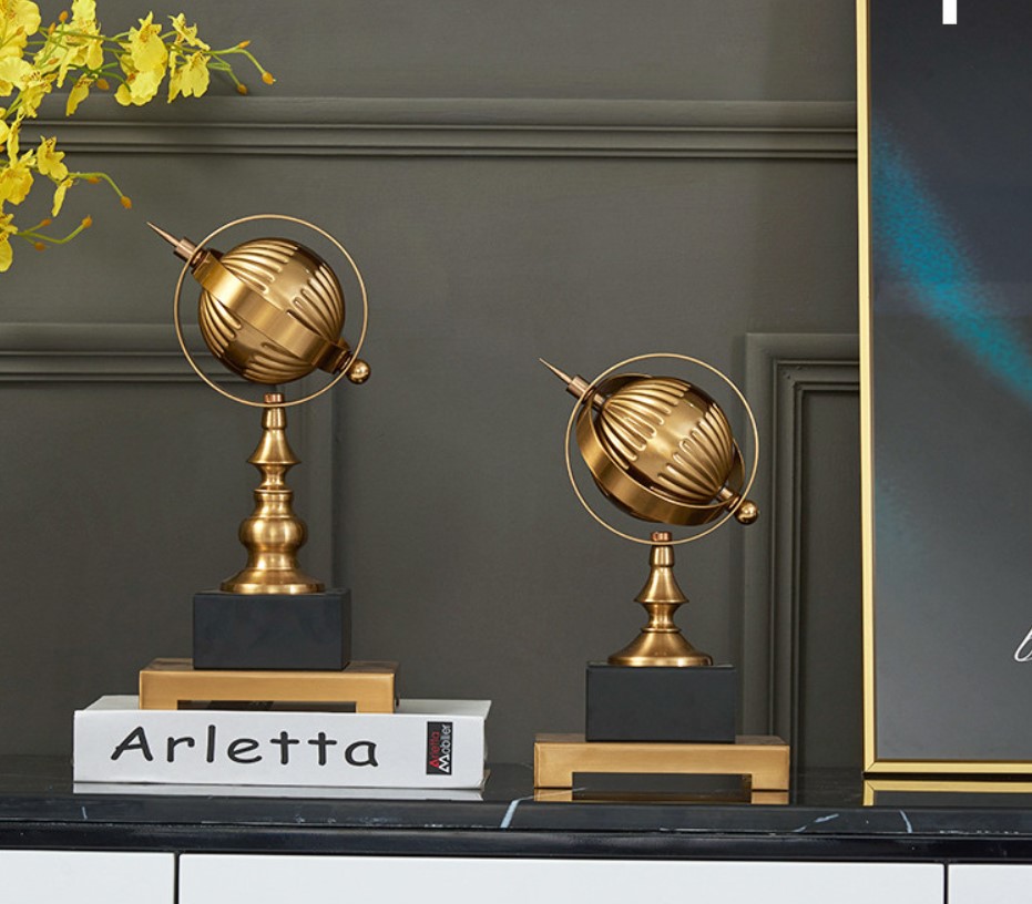 decor de ban qua dia cau kim loai