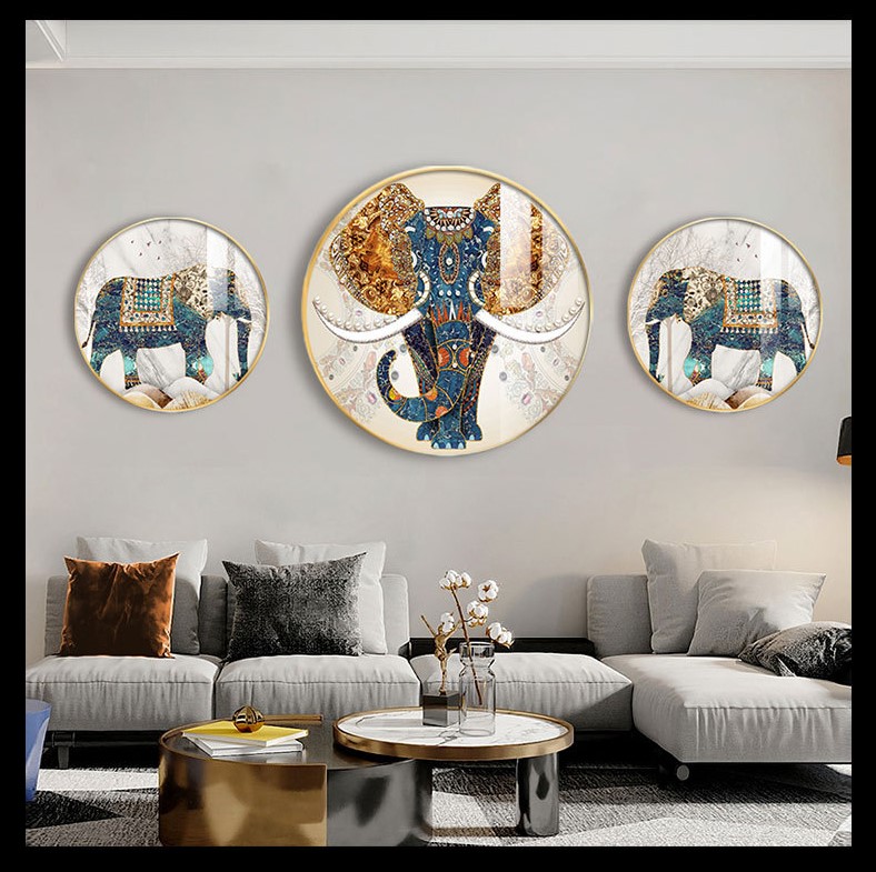 tranh trang guong tron gan pha le