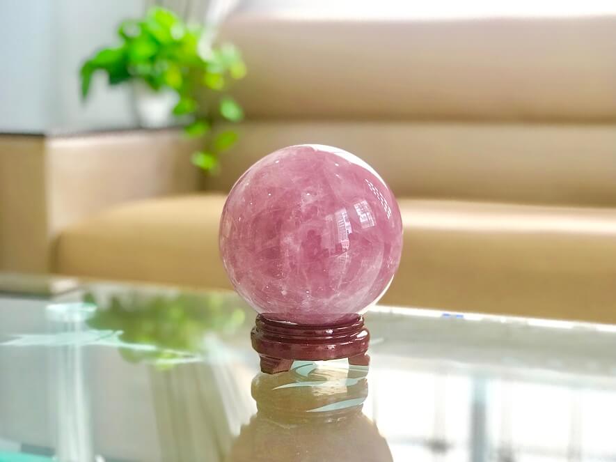 mẹo đặt quả cầu phong thủy trong nhà giúp trấn trạch