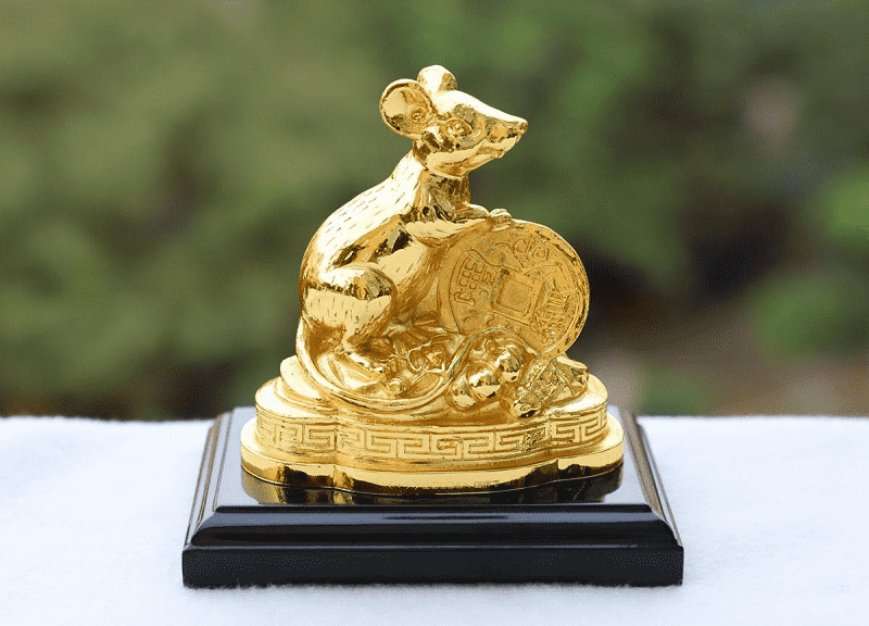 Tư vấn chọn vật phong thủy để bàn làm việc cho tuổi Bính Tý hút tài lộc