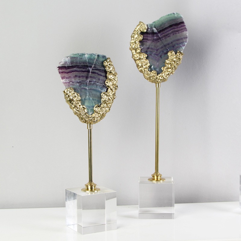 Đá pha lê trang trí phòng khách sang trọng