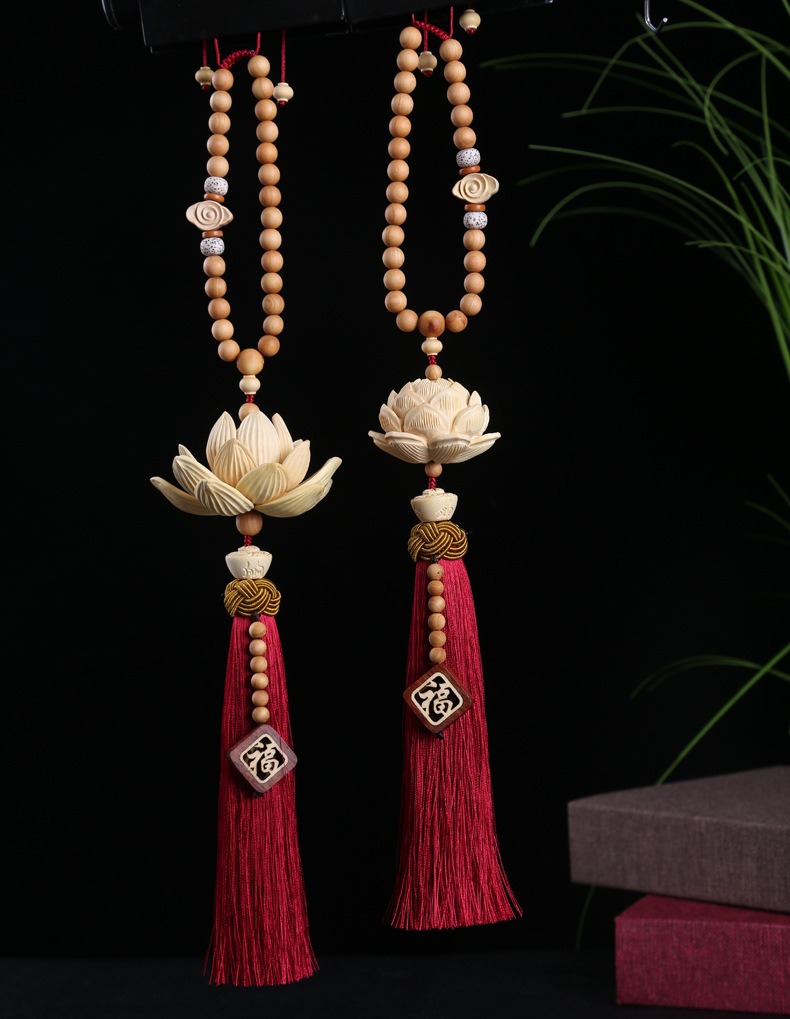 Dây treo phong thủy xe hơi hoa sen