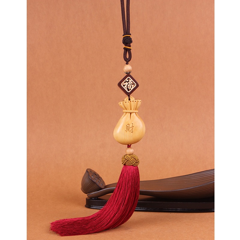 Dây treo phong thủy xe hơi túi tiền tài lộc