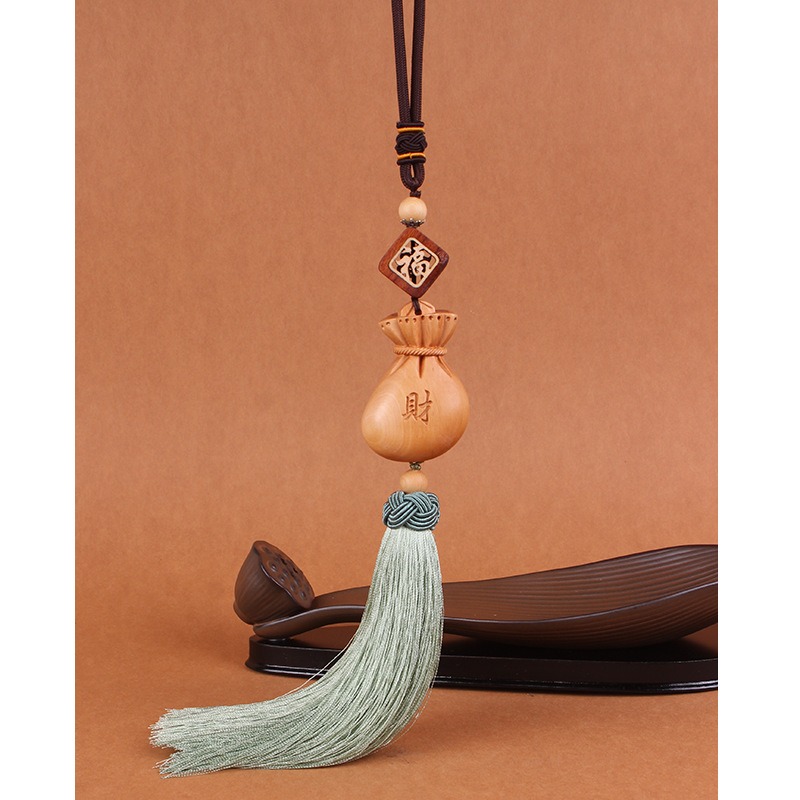 Dây treo phong thủy xe hơi túi tiền tài lộc