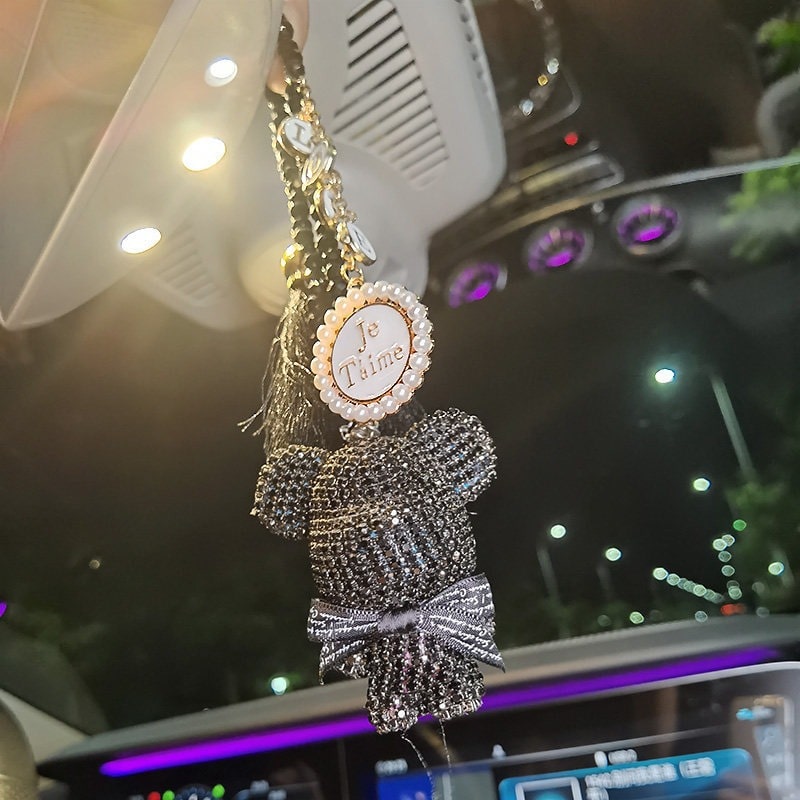 Dây treo xe ô tô Gấu Bearbrick