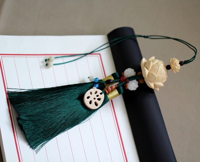 Dây treo xe ô tô hoa sen