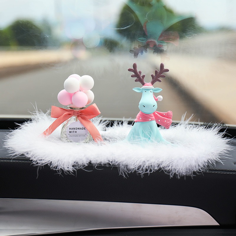 Decor xe hơi tượng con hươu