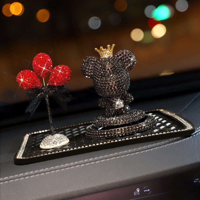 Đồ trang trí oto Gấu Bearbrick