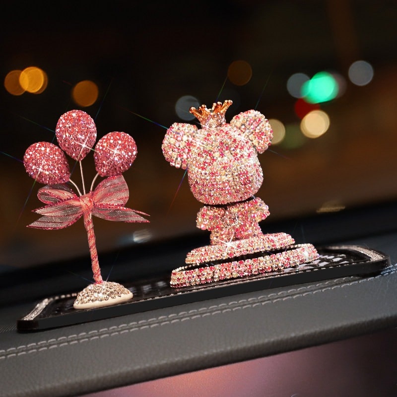 Đồ trang trí oto Gấu Bearbrick