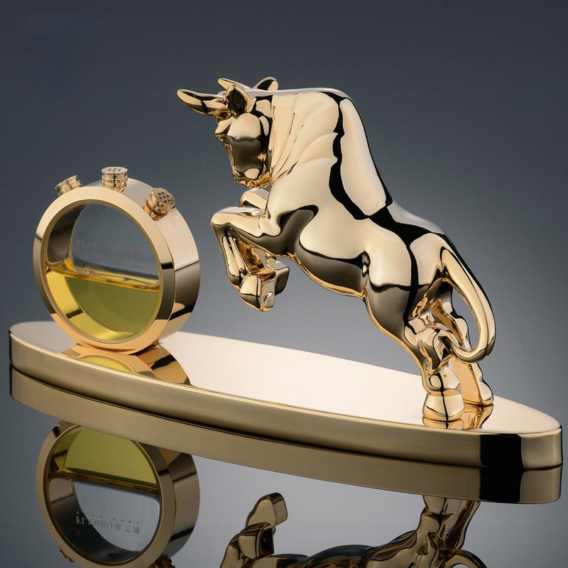 Đồ trang trí xe oto tượng trâu vàng