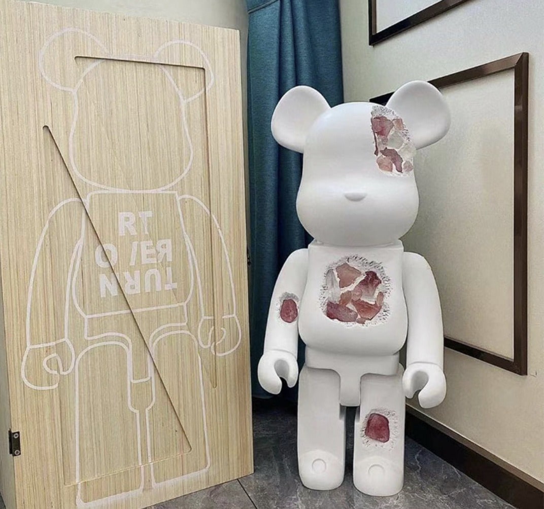 Gấu Bearbrick 1000% xói mòn pha lê