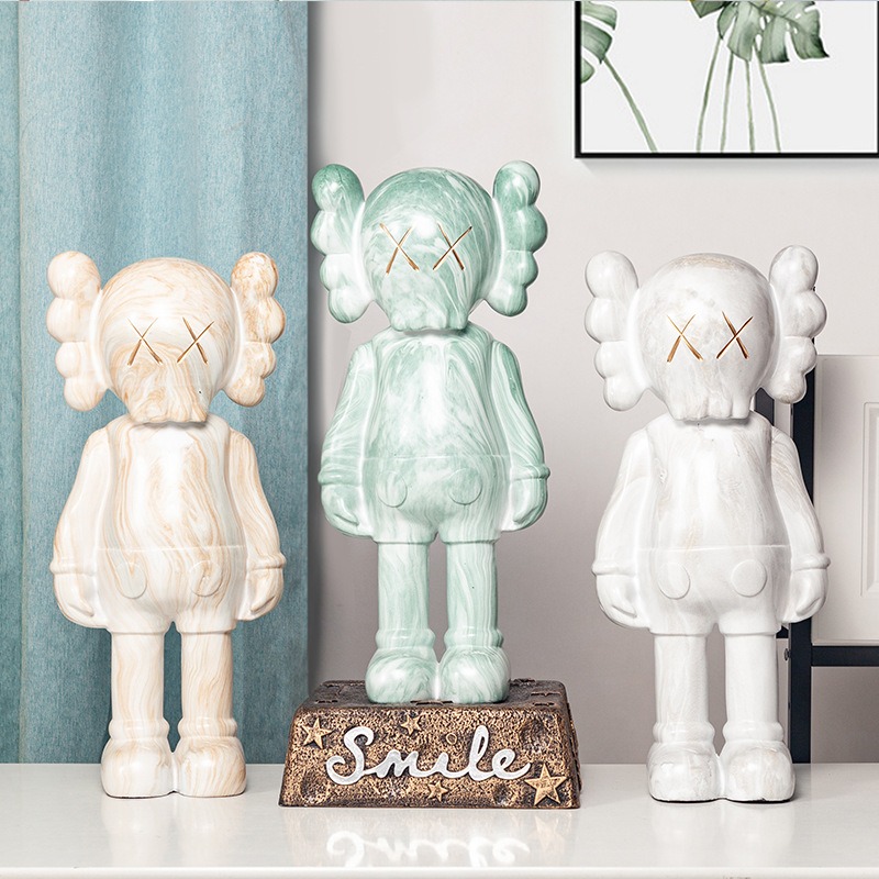 Gấu Kaws trang trí nội thất