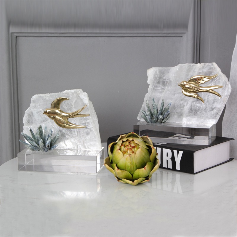 Mô hình hoa pha lê sang trọng bày phòng khách