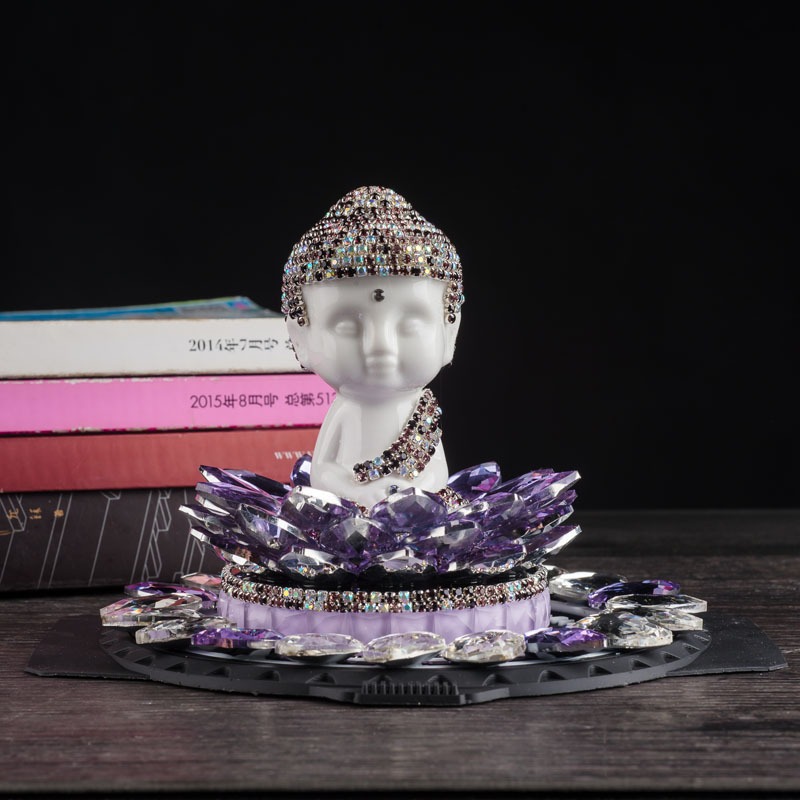 Tượng phật để oto