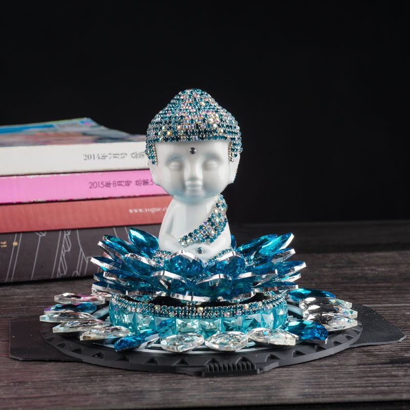 Tượng phật để oto