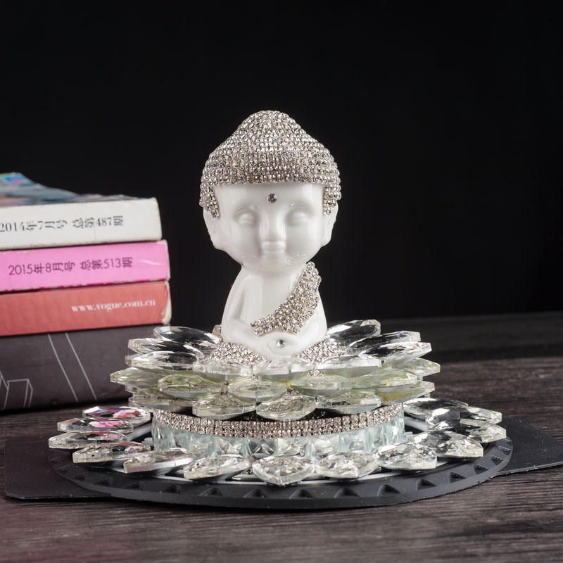 Tượng phật để oto