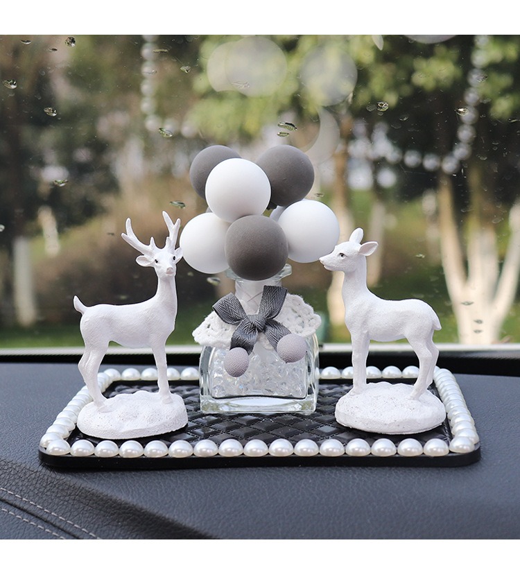 Phụ kiện trang trí oto cặp hươu trắng
