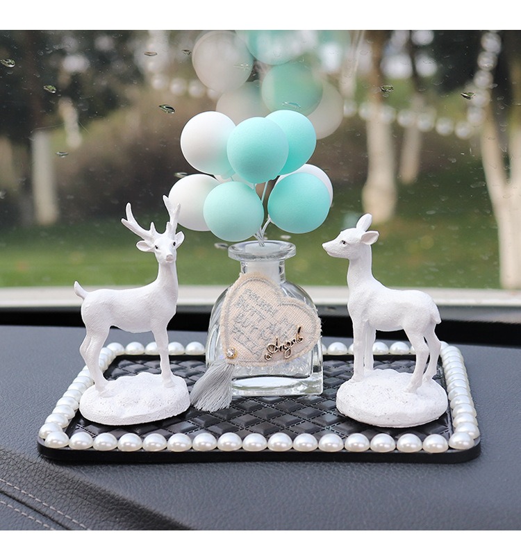 Phụ kiện trang trí oto cặp hươu trắng