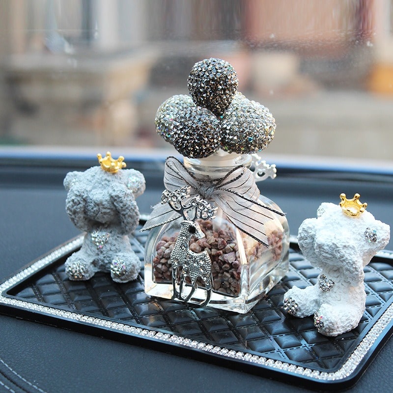 Phụ kiện trang trí ô tô gấu