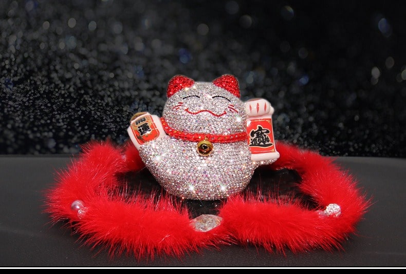 Phụ kiện trang trí taplo oto Mèo May Mắn