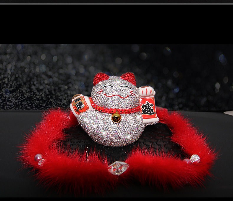 Phụ kiện trang trí taplo oto Mèo May Mắn