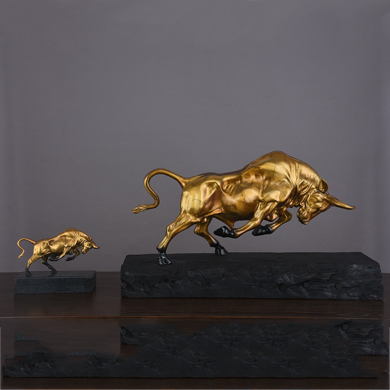 Tượng bò tót đồng đế gỗ lớn