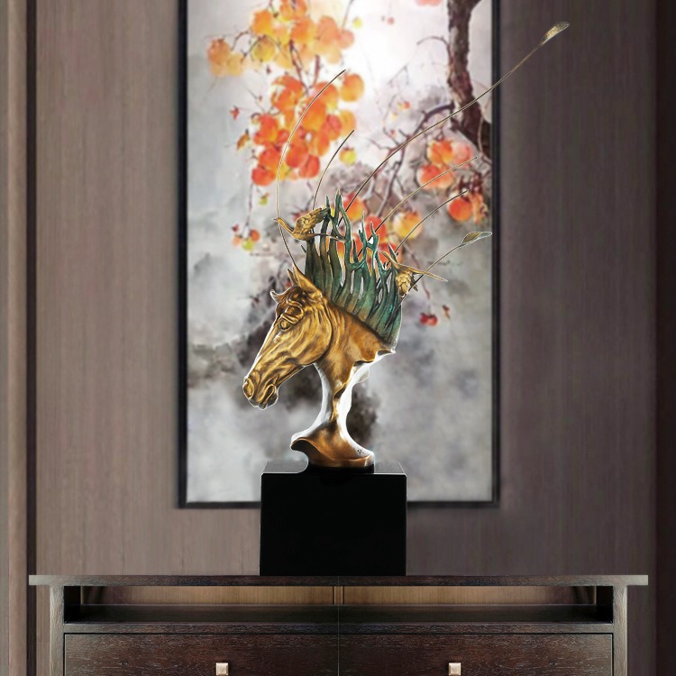 Tượng đầu ngựa bằng đồng