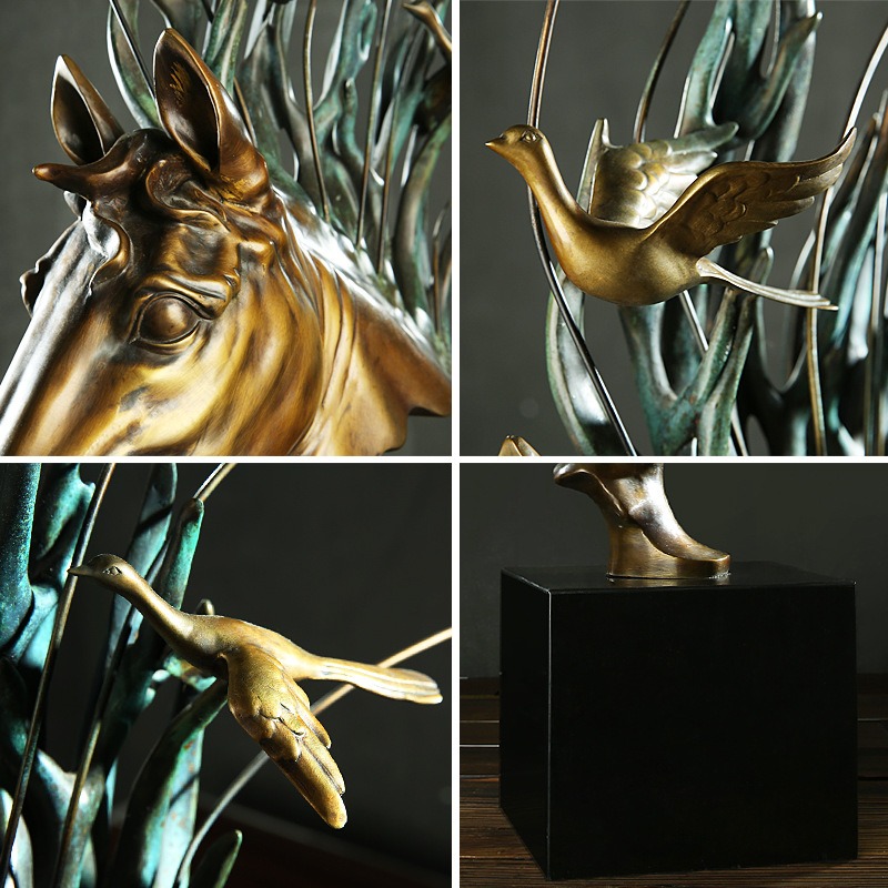 Tượng đầu ngựa bằng đồng