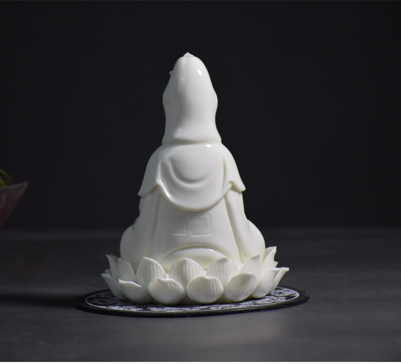 Tượng phật để xe oto Quan Âm Bồ Tát