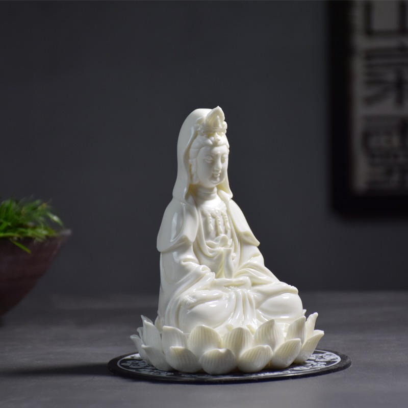 Tượng phật để xe oto Quan Âm Bồ Tát