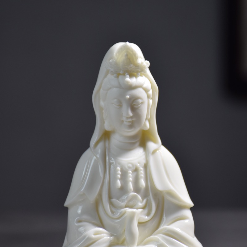 Tượng phật để xe oto Quan Âm Bồ Tát