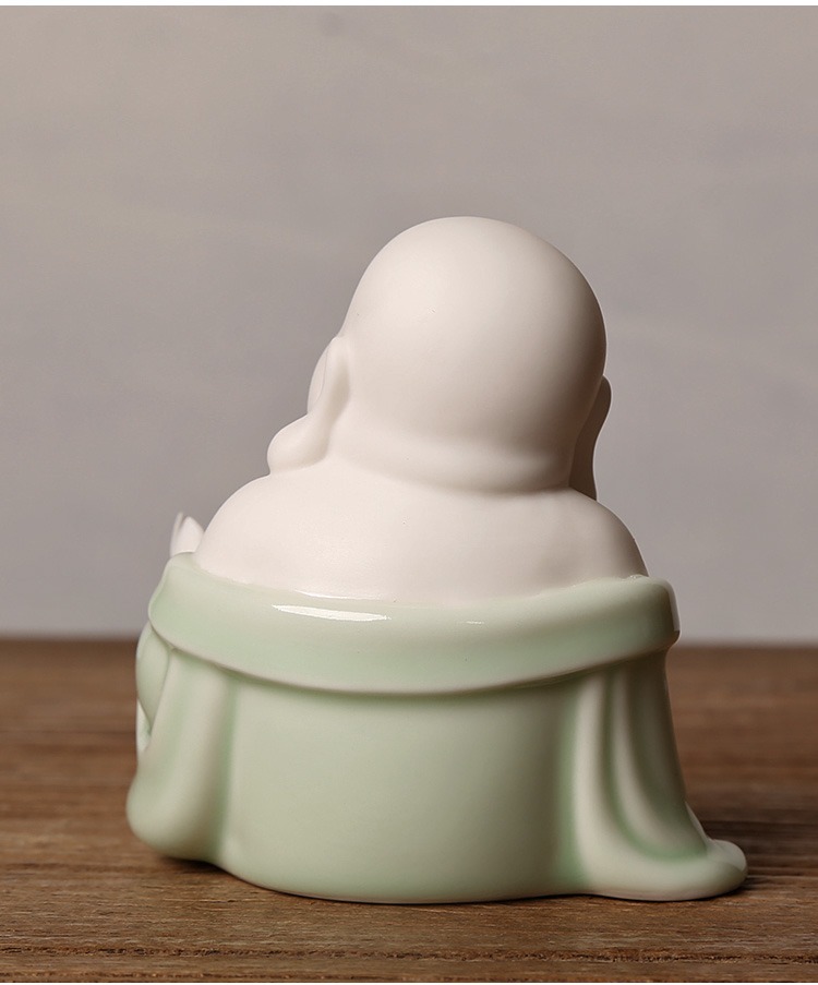 Tượng Phật Di Lặc để oto