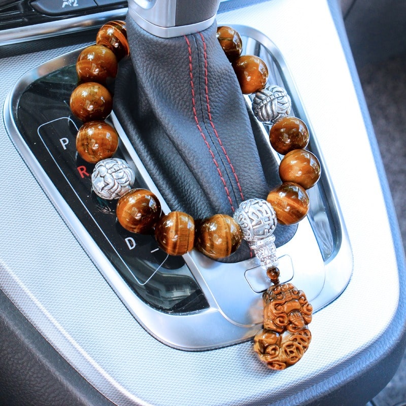 Vòng Tỳ Hưu phong thủy treo cần số oto