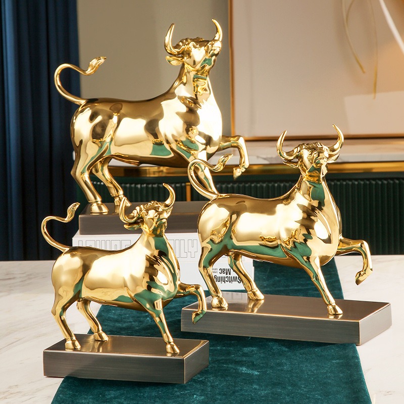 Tượng trâu đồng để bàn