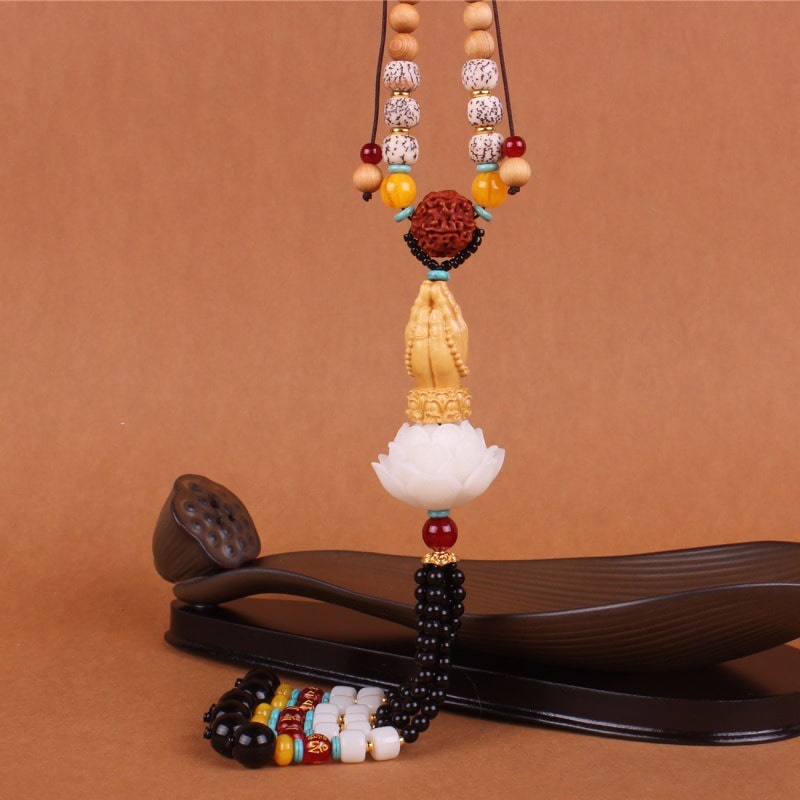 Khánh treo xe oto phật tọa đài sen trắng 