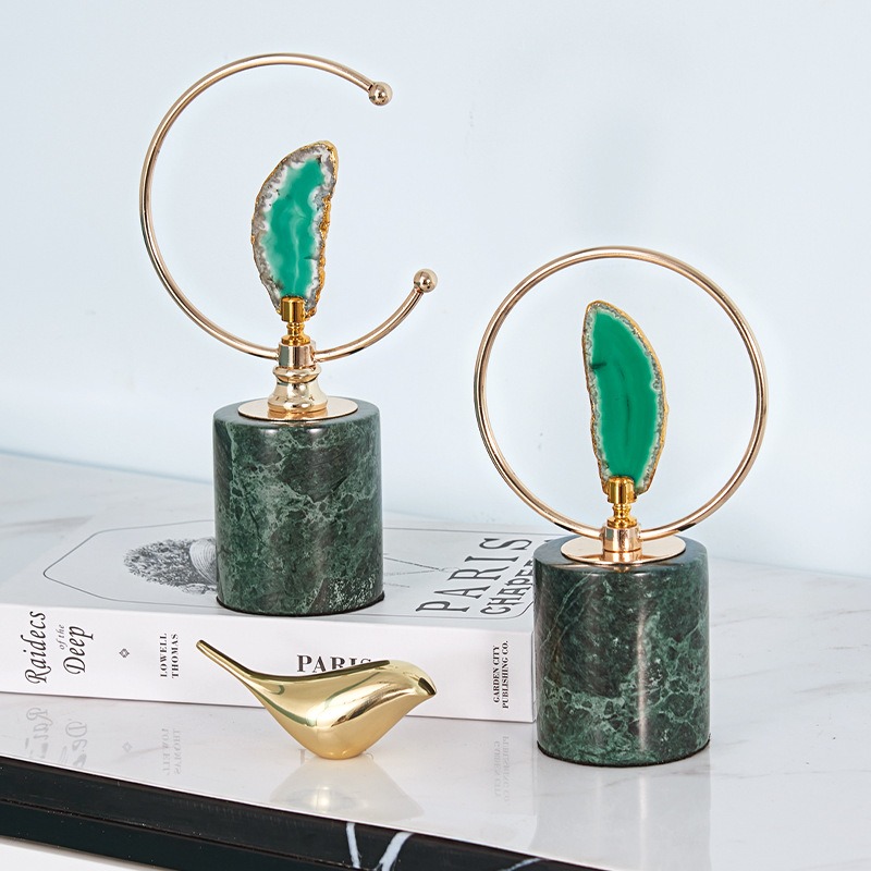 Đá hình học trang trí tủ kệ