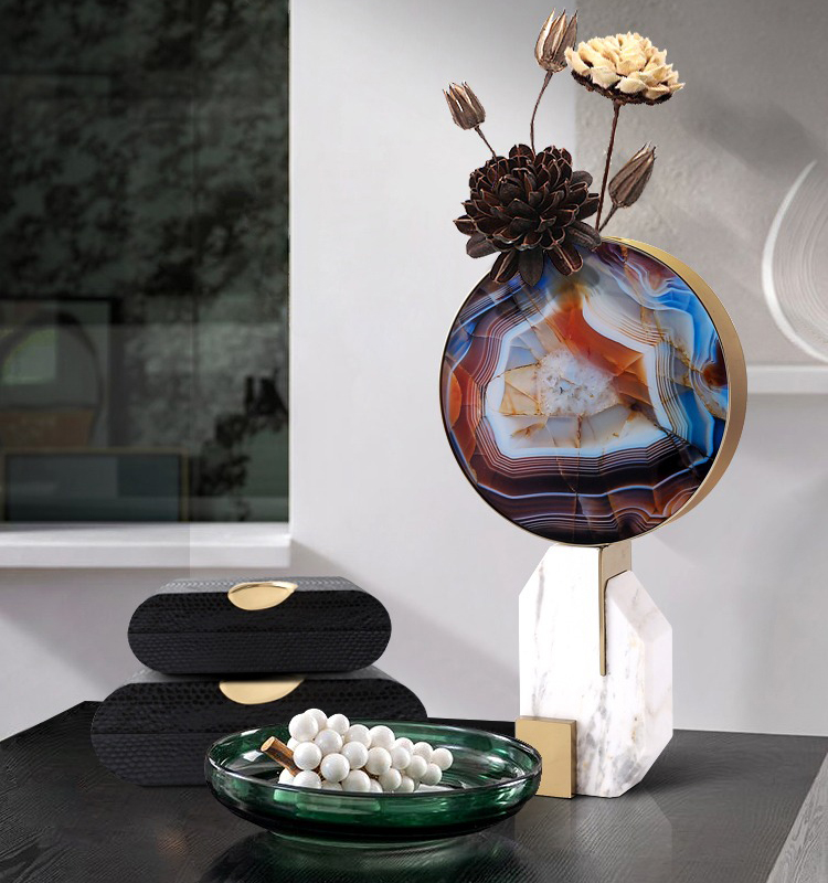 da cam thach trang tri 1 Đá cẩm thạch trang trí kết hợp bình cắm hoa