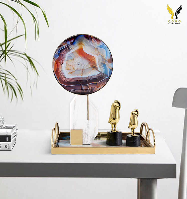 da cam thach trang tri Đá cẩm thạch trang trí kết hợp bình cắm hoa