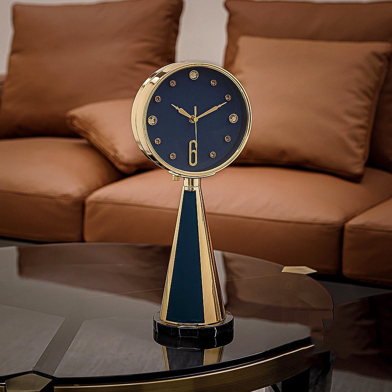 Đồng hồ để bàn thiết kế đơn giản