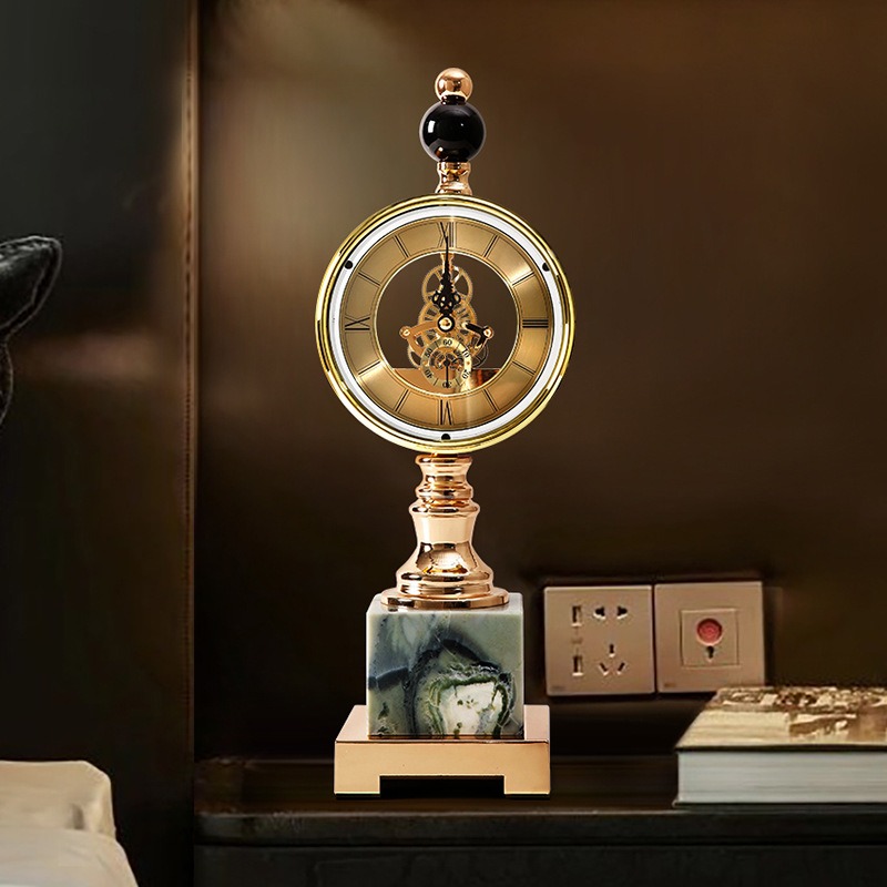 dong-ho-de-ban 2 Đồng hồ để bàn đẹp