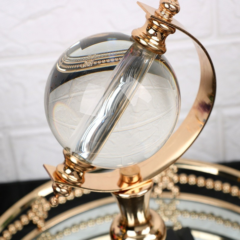 qua dia cau pha le 3 Quả địa cầu pha lê với ý nghĩa tốt lành